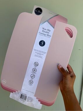 Ve Beme Non-Slip Flexible Cutting Mats - Pink Set of 4